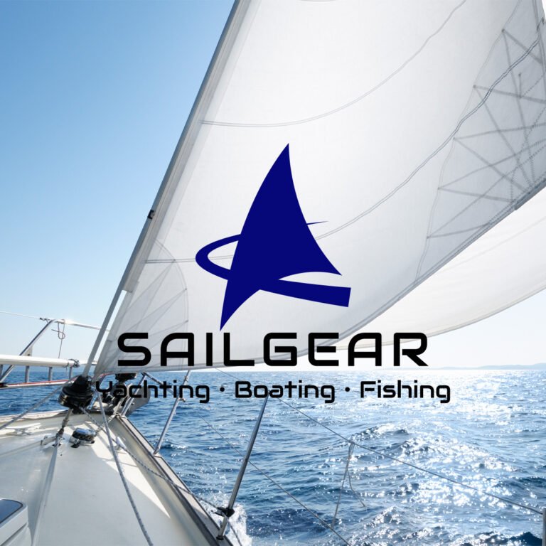 Sailgear logo på billede af sejl.