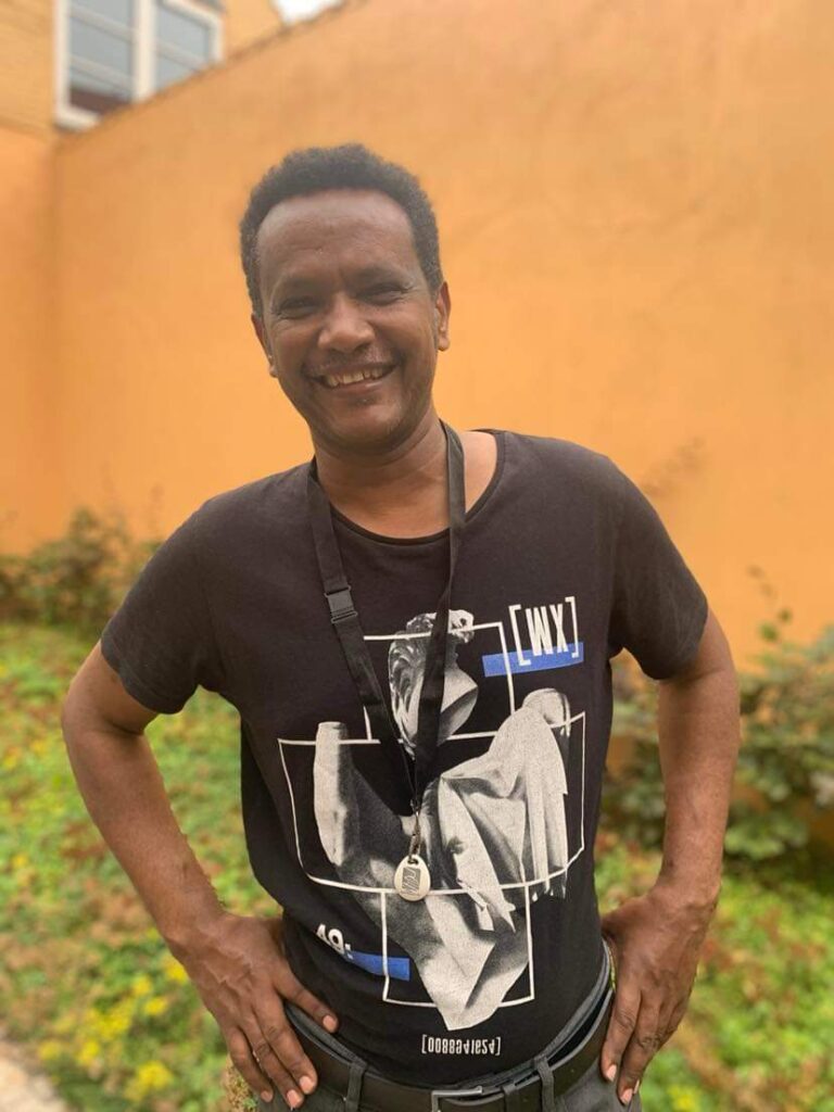 9bd3a09e-6de4-345b-de3a-4fdd13369301